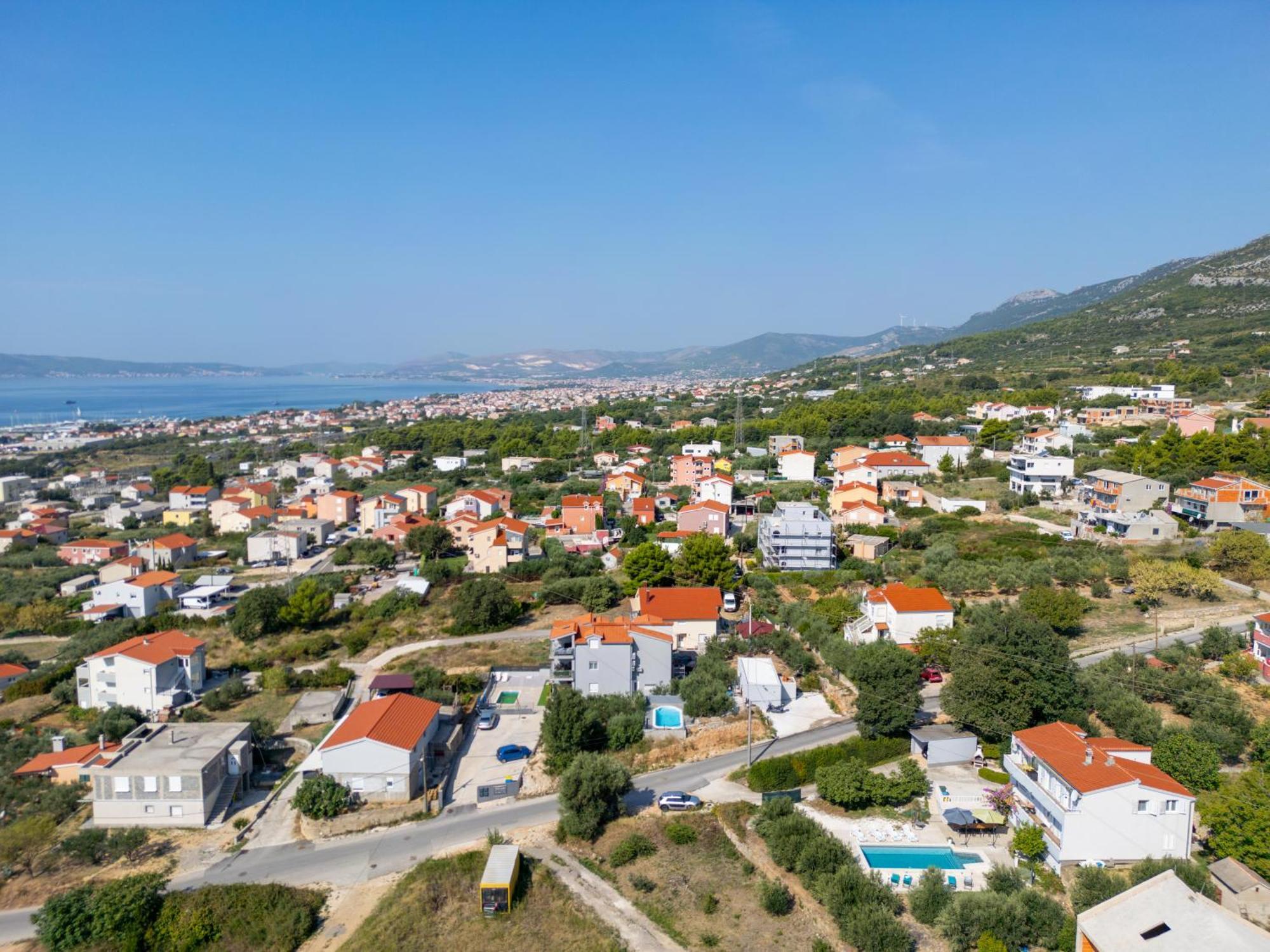 Casa Felice Apartments-Holiday Home Kastela Ngoại thất bức ảnh