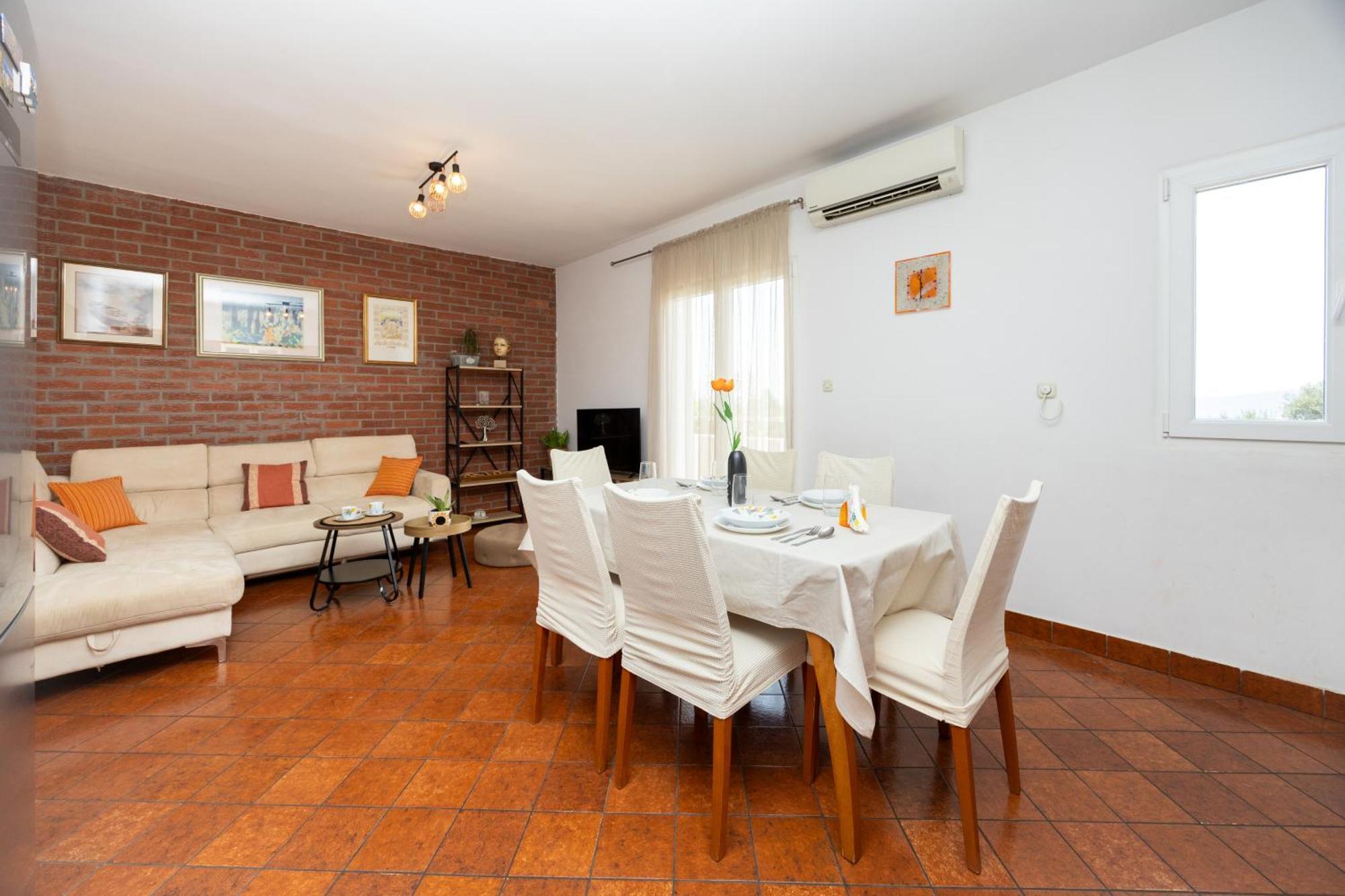 Casa Felice Apartments-Holiday Home Kastela Ngoại thất bức ảnh