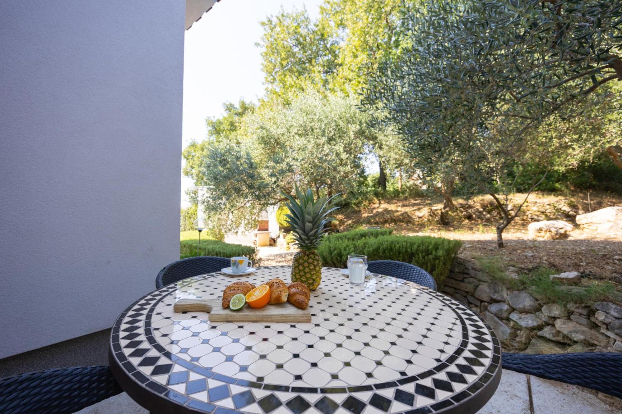 Casa Felice Apartments-Holiday Home Kastela Ngoại thất bức ảnh