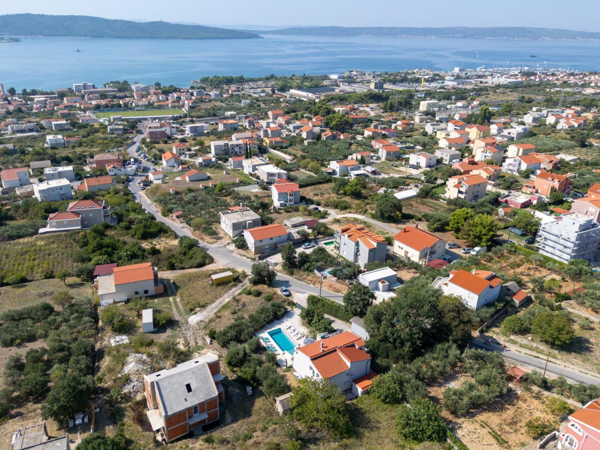 Casa Felice Apartments-Holiday Home Kastela Ngoại thất bức ảnh