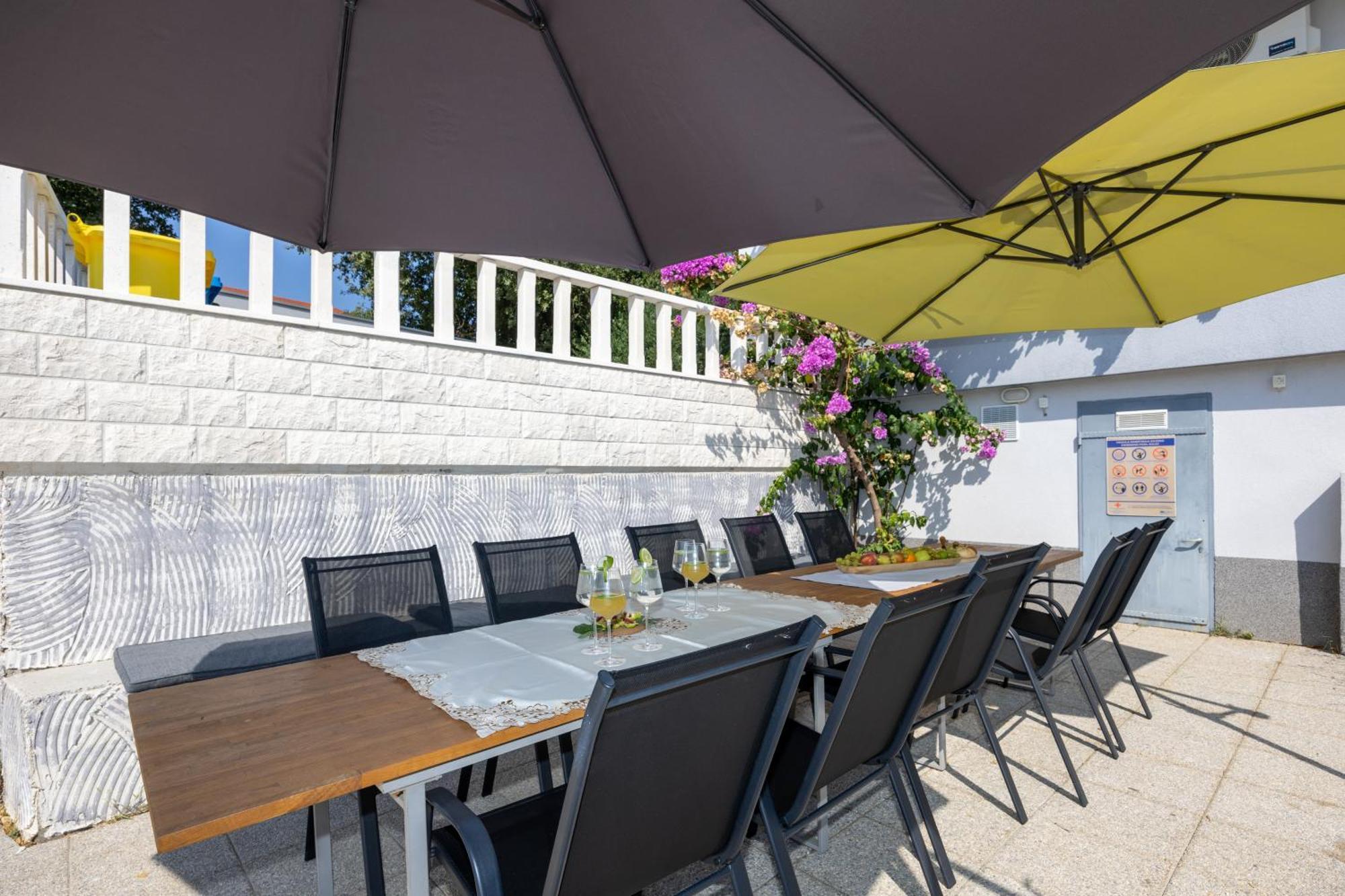 Casa Felice Apartments-Holiday Home Kastela Ngoại thất bức ảnh